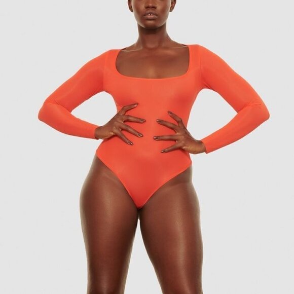 SKIMS Tops - SKIMS Kim Kardashian Jelly Sheer Long Sleeve Bodysuit Size XXS